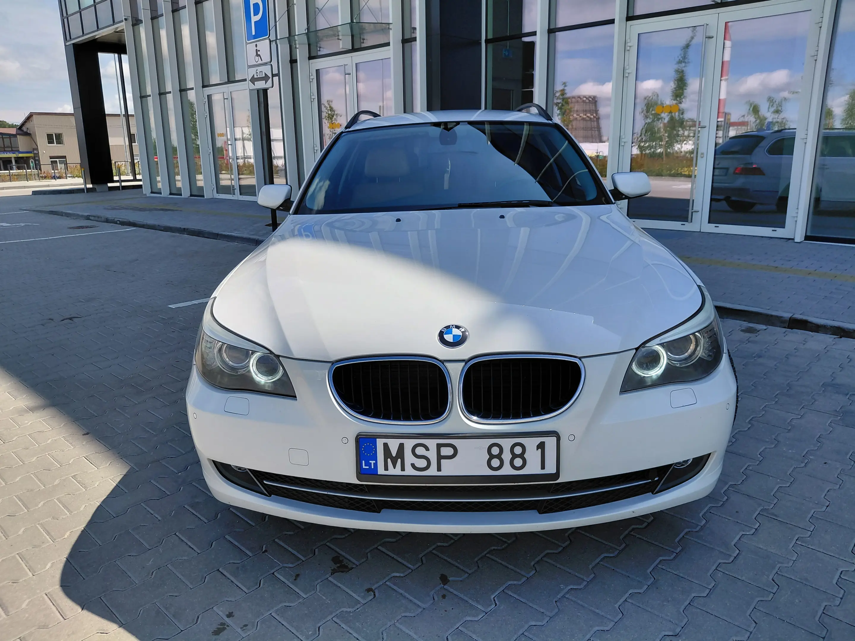 BMW 520